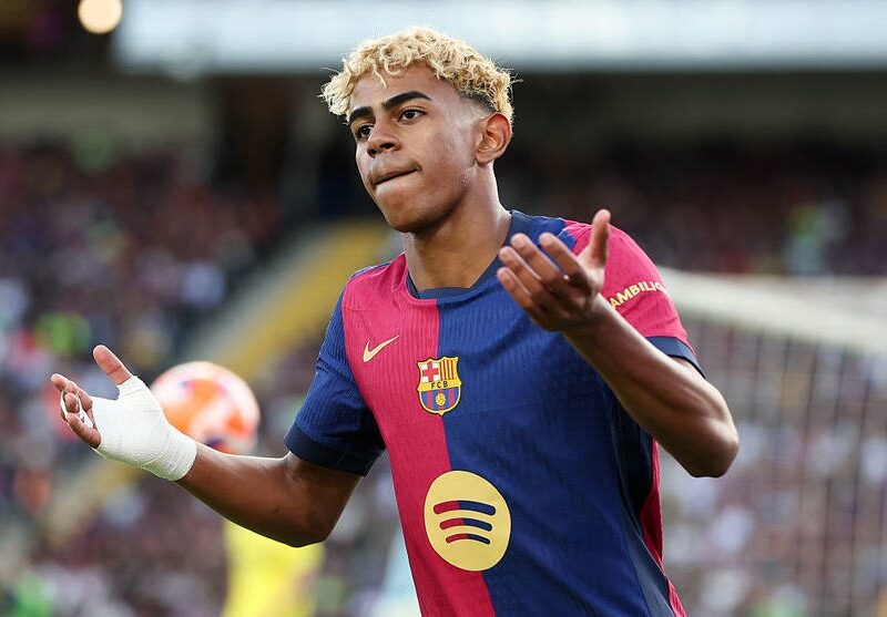 Барселона продовжить співпрацю з Ямалем на тривалий термін