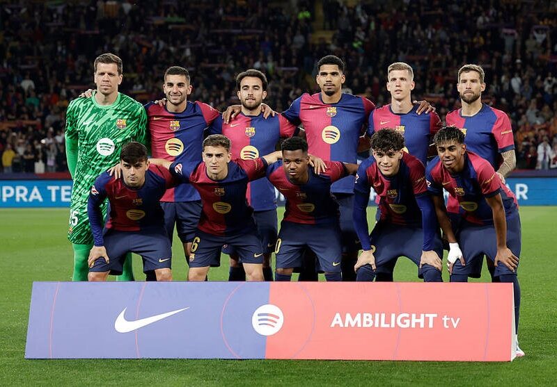 Барселона продовжує контракти з ключовими захисниками