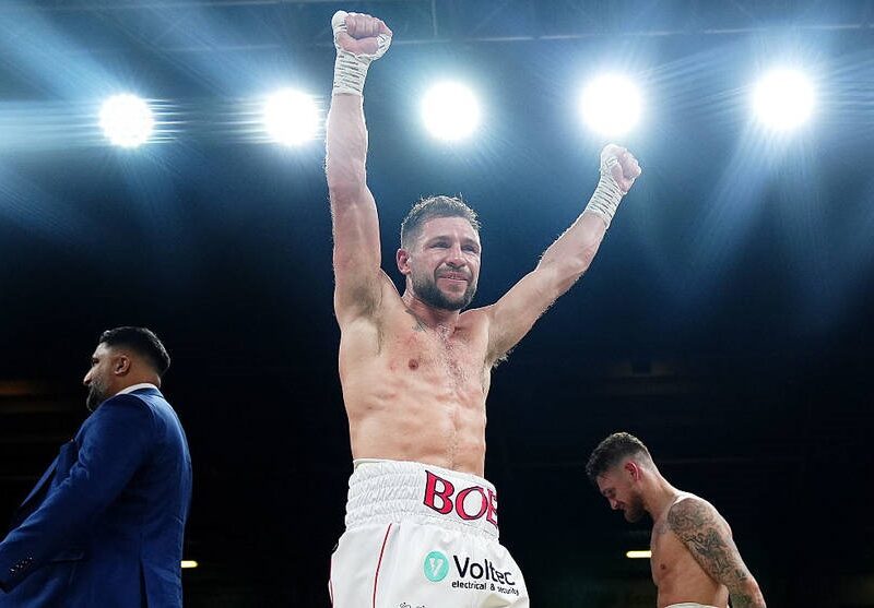 Британський боксер готовий кинути виклик Ломаченку