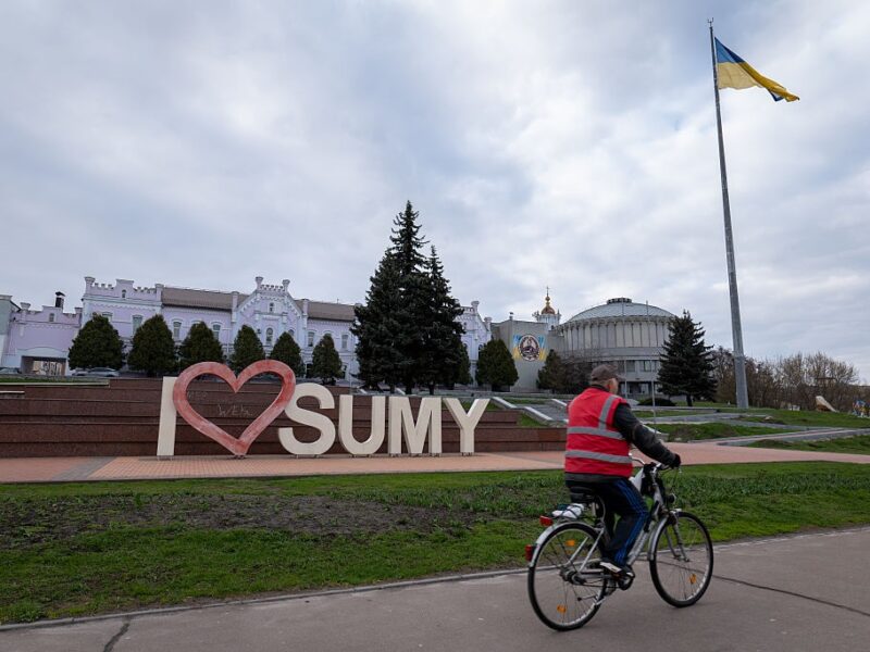 “Буферна зона” Путіна. РФ готується захопити Суми