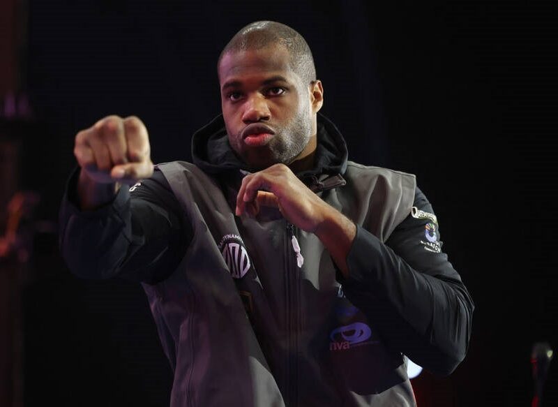 Чемпіон WBA спрогнозував результат реваншу між Усиком і Дюбуа