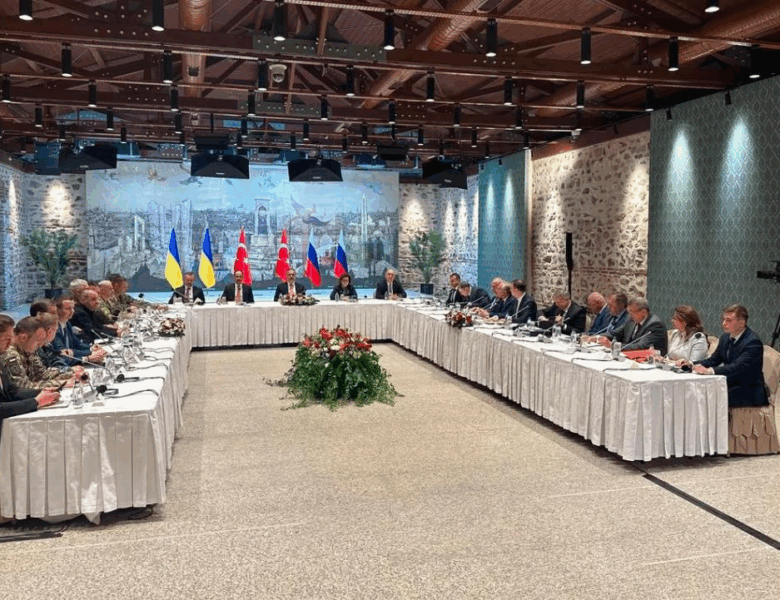 Делегація України на перемовинах з РФ спілкується через перекладача – ЗМ