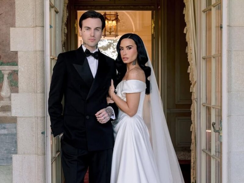 Демі Ловато показала перші фото з весілля