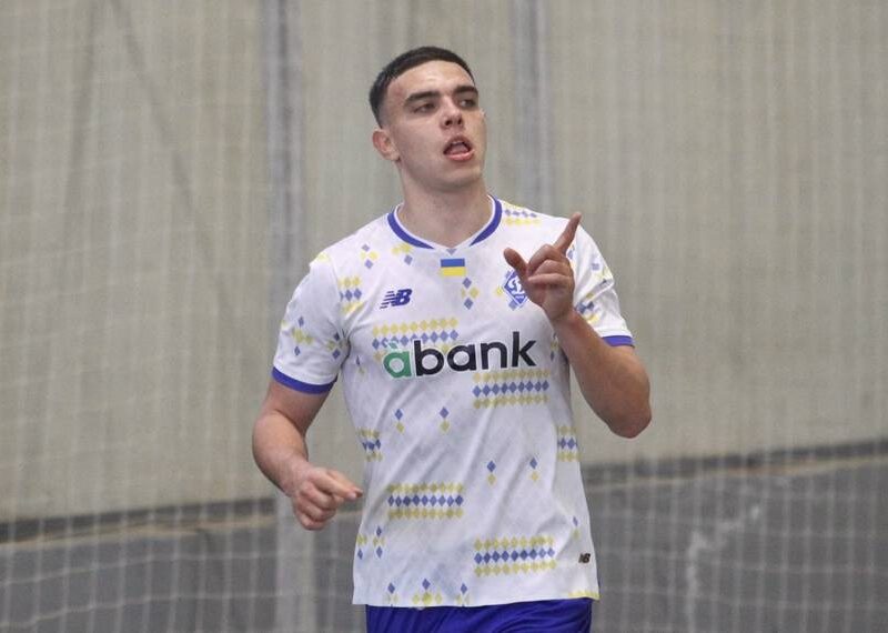 Динамо продовжило контракт із перспективним нападником