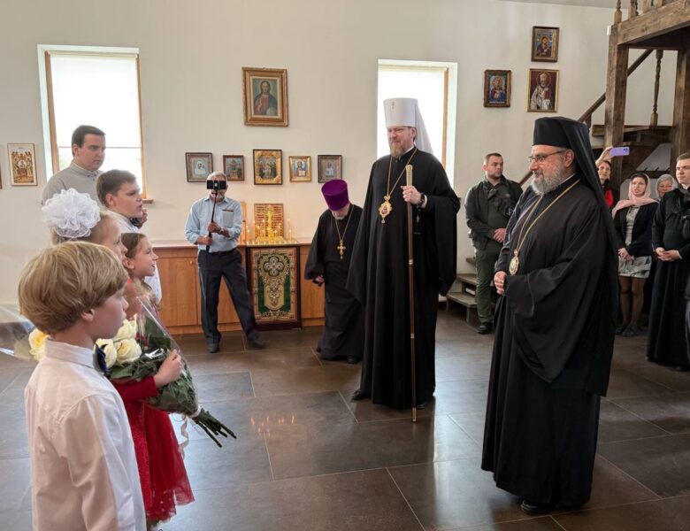 До тимчасово окупованого Маріуполя прибув єпископ з Сирії