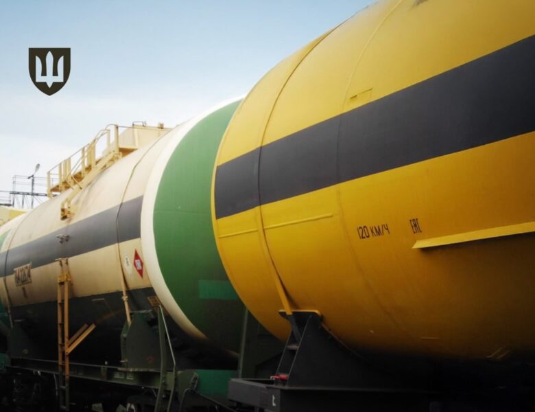 Франція відновила постачання авіапального для Сил оборони