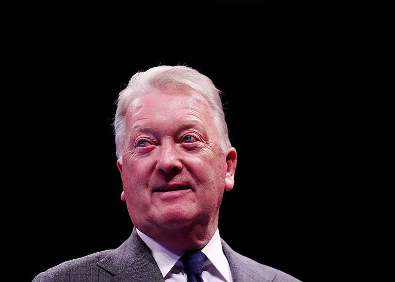 Френк Воррен назвав імена двох найкращих боксерів сучасності