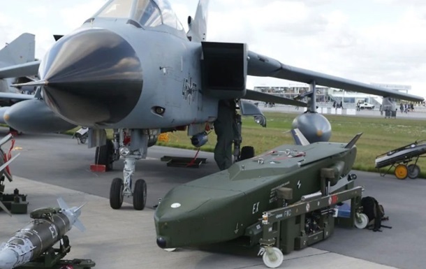 ФРН допоможе Україні з ракетами на 2500 км – ЗМІ