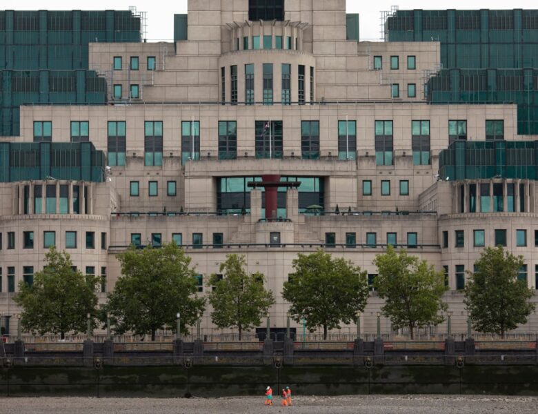 Головою британської розвідки MI6 вперше в історії стане жінка – ЗМІ