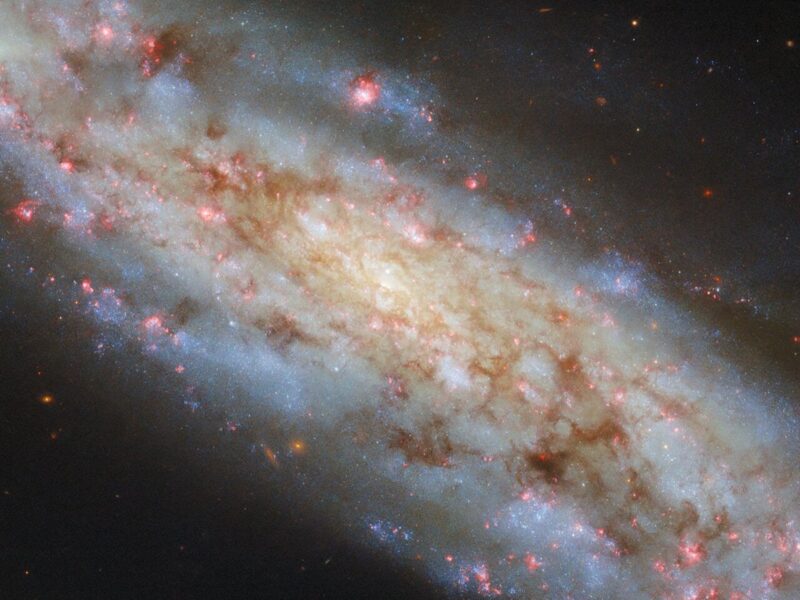 Хаббл зняв похилену галактику NGC 3511