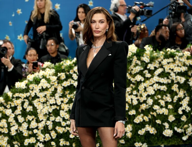 Хейлі Бібер вперше розповіла про важкі пологи