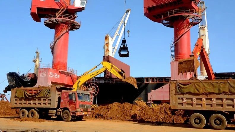 Китай поставив під загрозу виробництво електромобілів у Європі