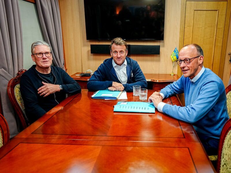 Кокаїн Макрона. Новий фейк пропаганди РФ