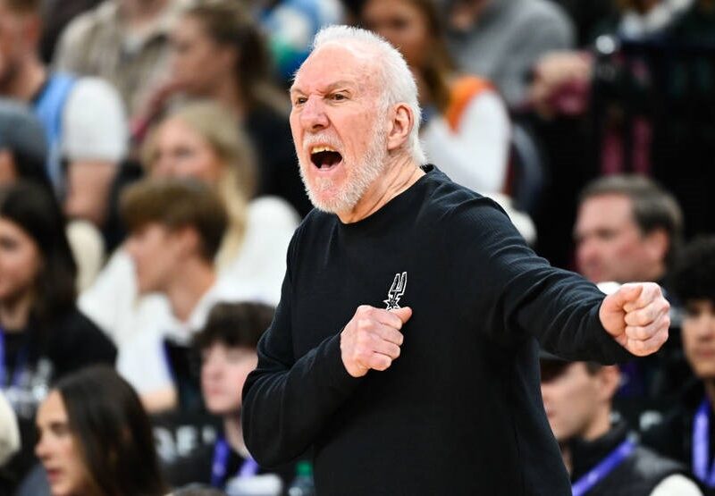 Легендарний баскетбольний тренер завершує кар’єру за станом здоров’я