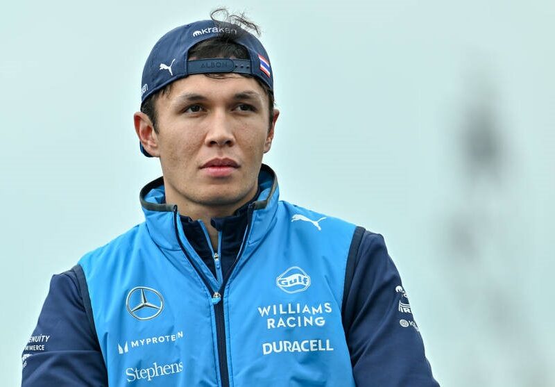 Лобстери як вибачення: Албон пригостив Расселла за Гран-прі Монако