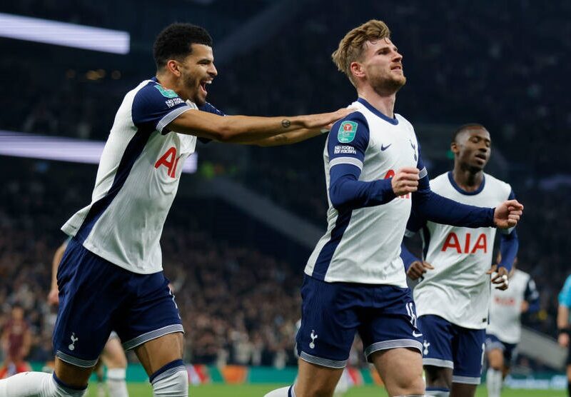 Лондонський Тоттенгем повідомив про розставання одразу з чотирма гравцями