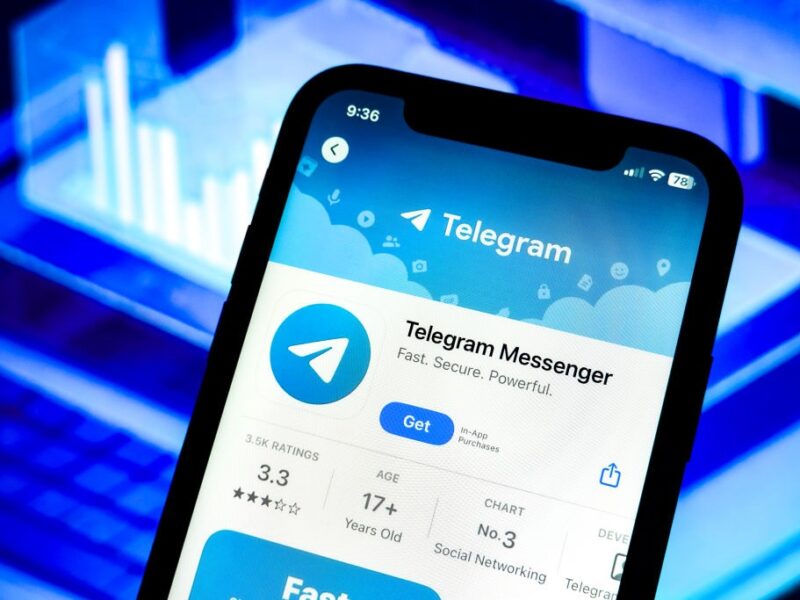 Маск інвестує 300 млн доларів у Telegram