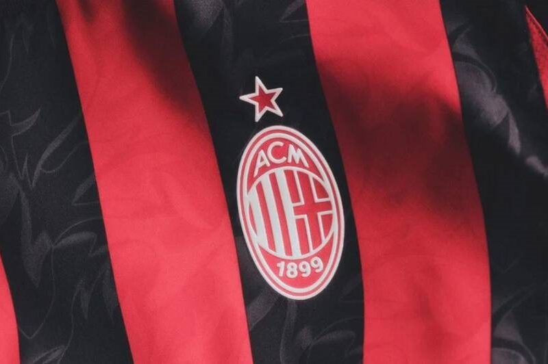 Мілан у презентації нової форми використовує “бісівську” тематику