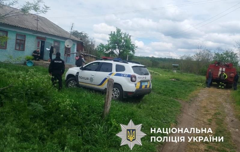 На Одещині на дітей обвалилася стіна будівлі: один хлопчик загинув