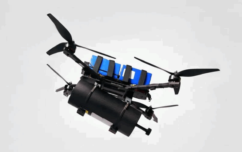 На озброєння ЗСУ передали новий дрон зі смертельним “жалом”