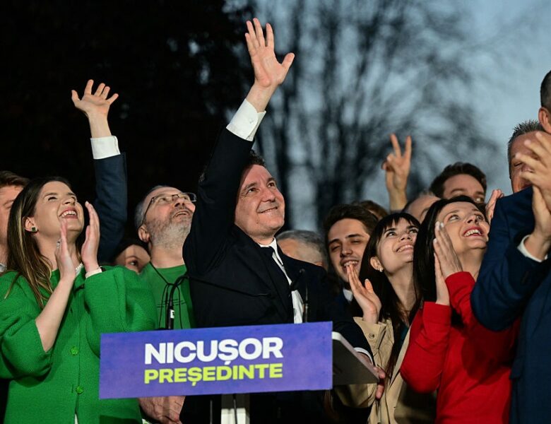 На виборах у Румунії лідирує проєвропейський кандидат