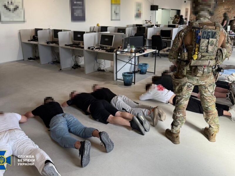 На Закарпатті викрили колцентр, що обкрадав громадян ЄС