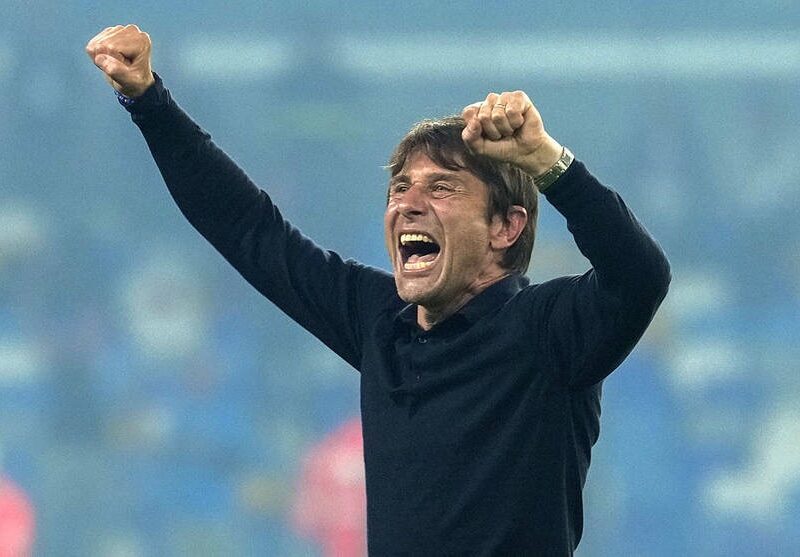 Наполі намагається втримати Конте підвищенням зарплати