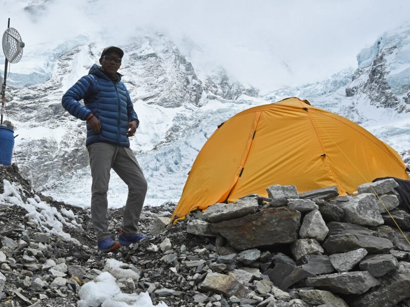 Непальський гід підкорив Еверест у 31-й раз