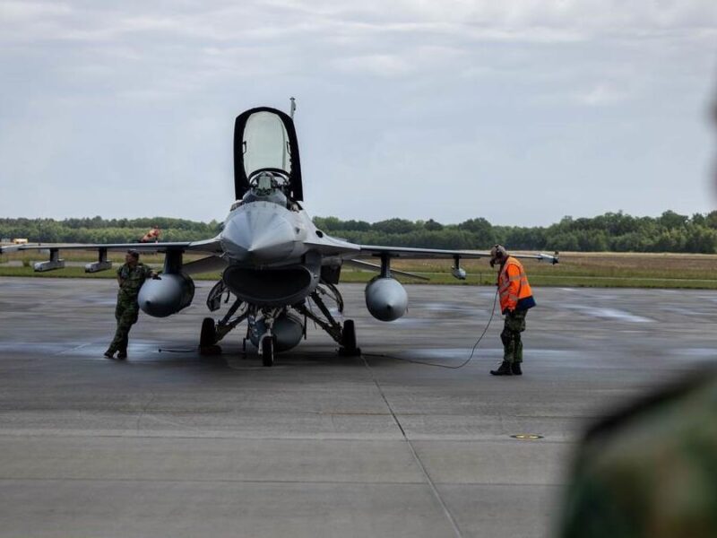 Нідерланди передали Україні останню партію F-16