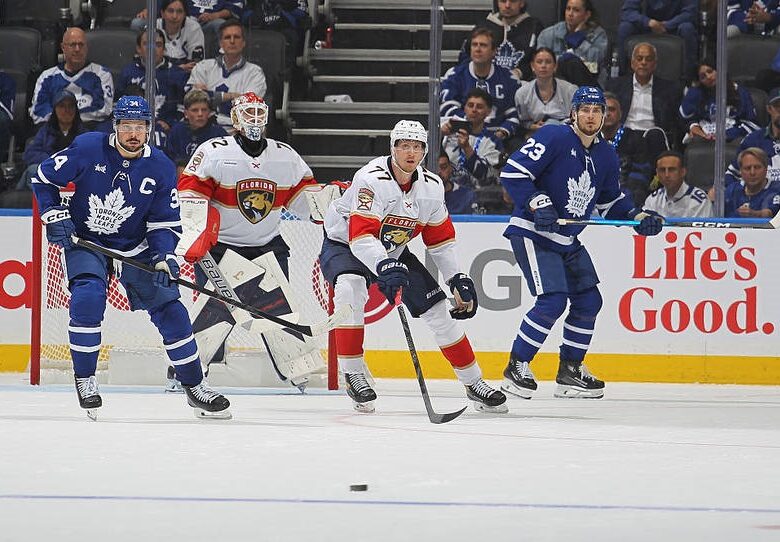 НХЛ, Кубок Стенлі: Флорида розбила Торонто, Едмонтон пройшов Вегас