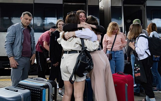 Новий стимул: українцям за повернення додому в ЄС заплатять значні кошти