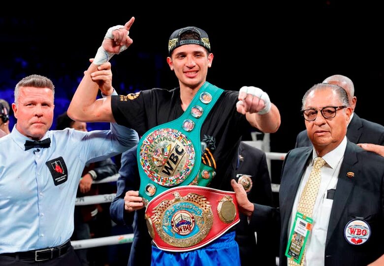 Офіційно: чемпіон WBO у першій середній вазі позбувся титулу