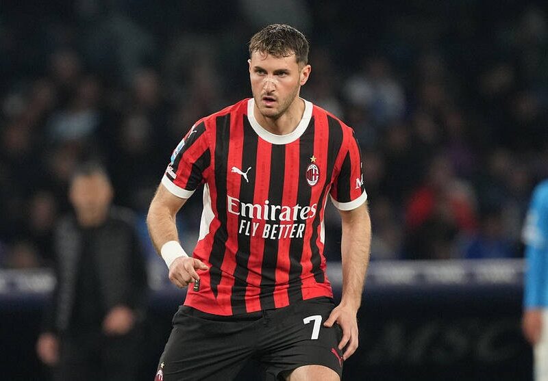 Окрема шана: форвард Мілана одягне на гру футболку з українським прізвищем