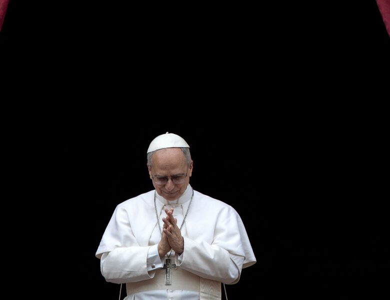 Папа Лев XIV закликав до миру і переговорів