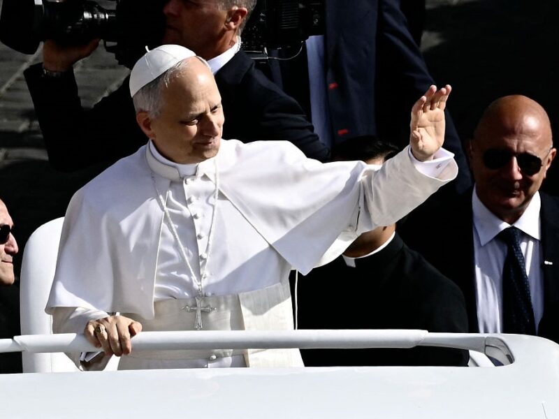 Папа Лев XIV закликав до справедливого миру в Україні