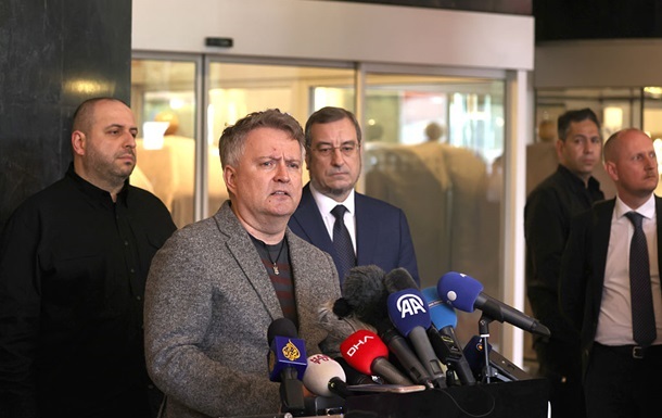 Перекладали чотирма мовами: відомі подробиці перемовин у Стамбулі