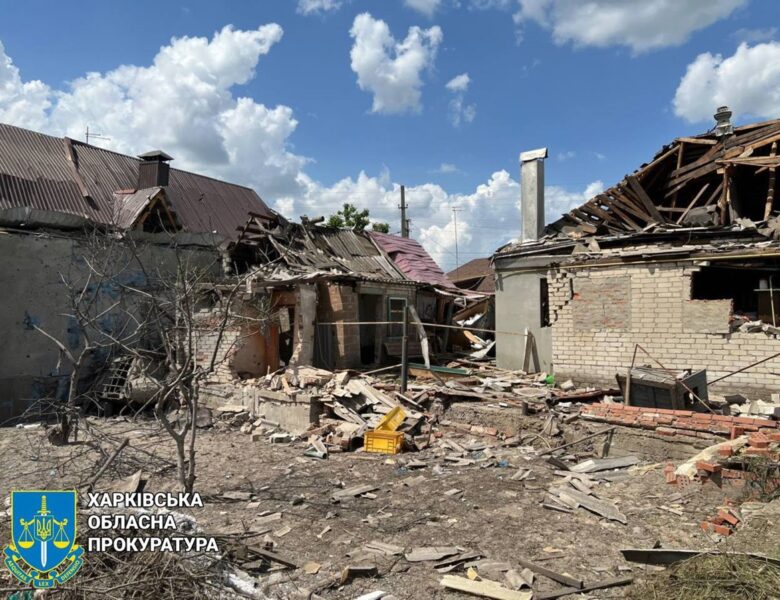 Під Харковом від удару РФ постраждали семеро людей