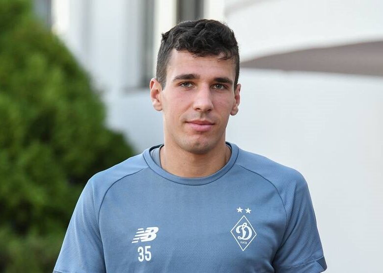 Пиво від Мессі: воротар Динамо розповів, що зробив із презентом