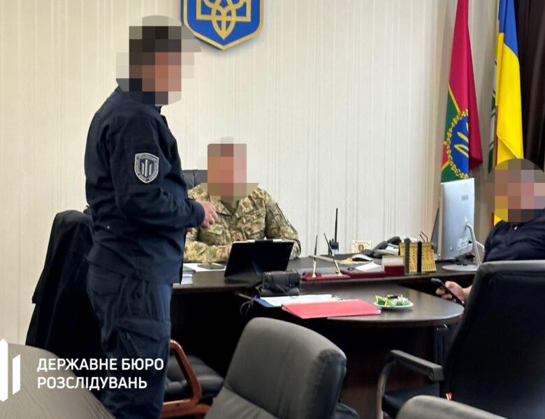 Посадовець ДПСУ зводив будинок силами підлеглих