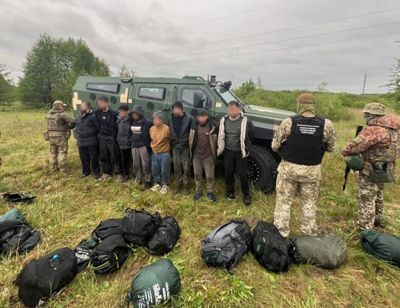 Прикордонники затримали громадян Афганістану на Рівненщині