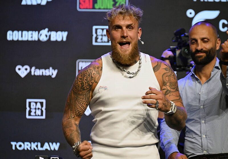 Промоутер Джейка Пола прокоментував ймовірність проведення бою з Усиком