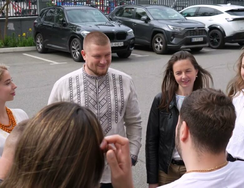 З Днем вишиванки!