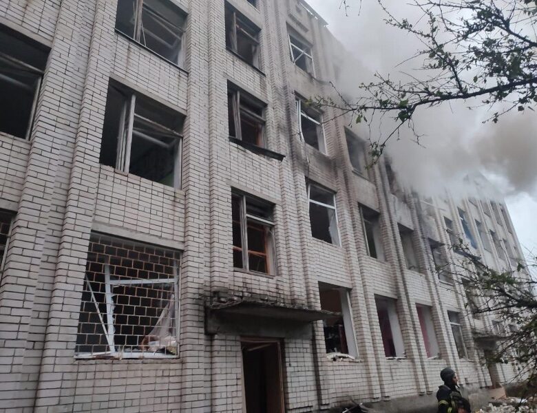 РФ вдарила по Черкащині: пошкоджено навчальний заклад, поранено чоловіка