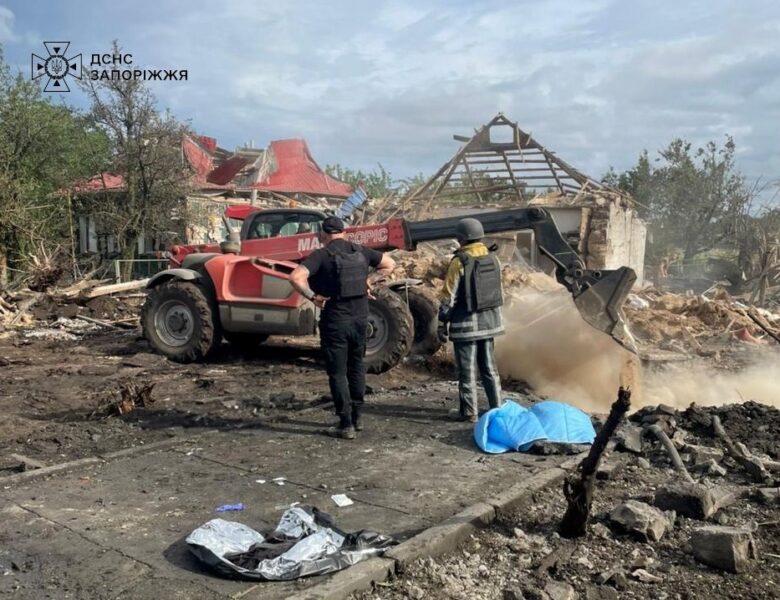 Росіяни скинули авіабомби на Запорізьку область, є загиблі