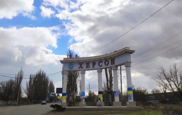 Росіяни вдарили по Херсону: є загибла та поранені