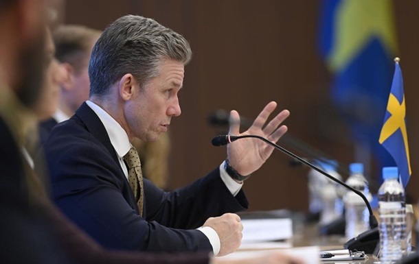 Швеція виділила 410 млн євро на зброю для України