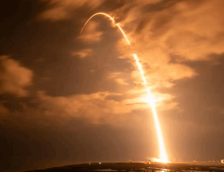 SpaceX запустила 23 супутники Starlink новою ракетою Falcon 9