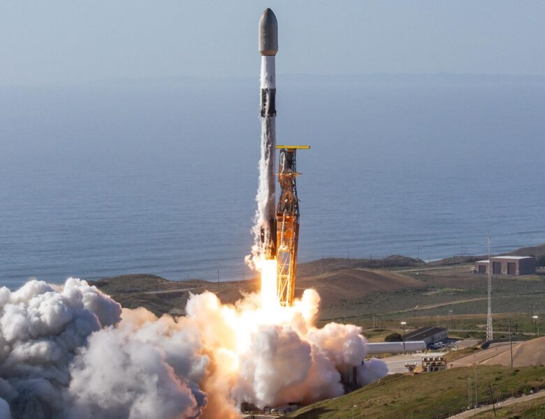 SpaceX запустила дві ракети за шість годин