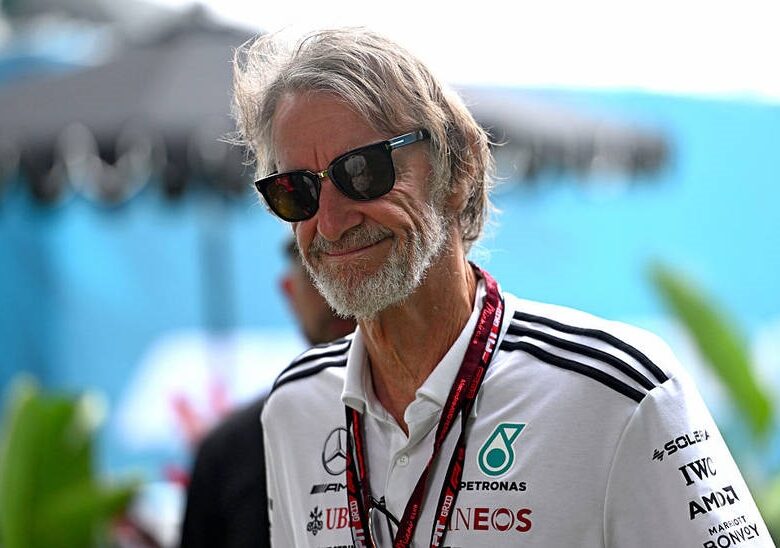 Співвласник МЮ залишився без третини своїх статків