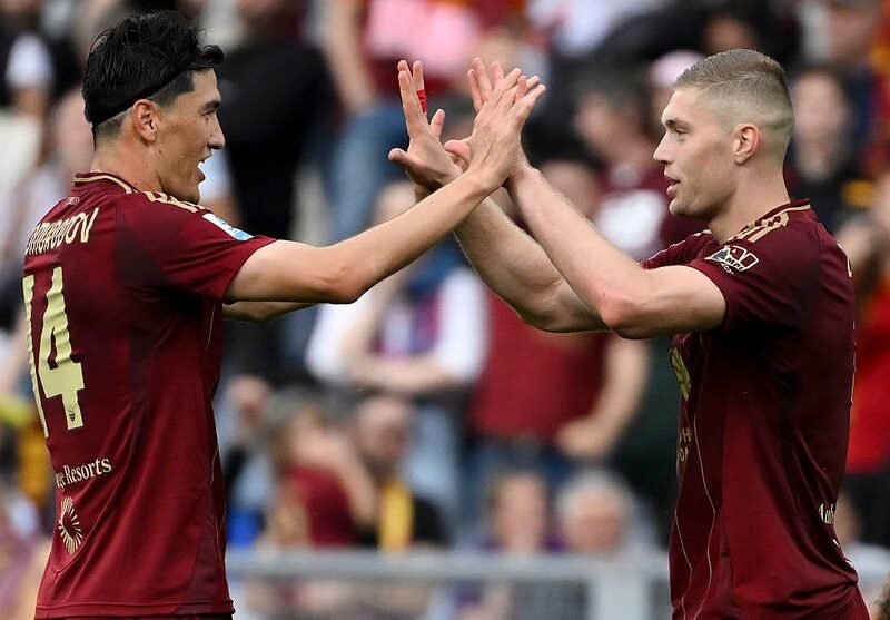 Справа у взаєморозумінні: Шомуродов про тісні контакти з Довбиком у Ромі